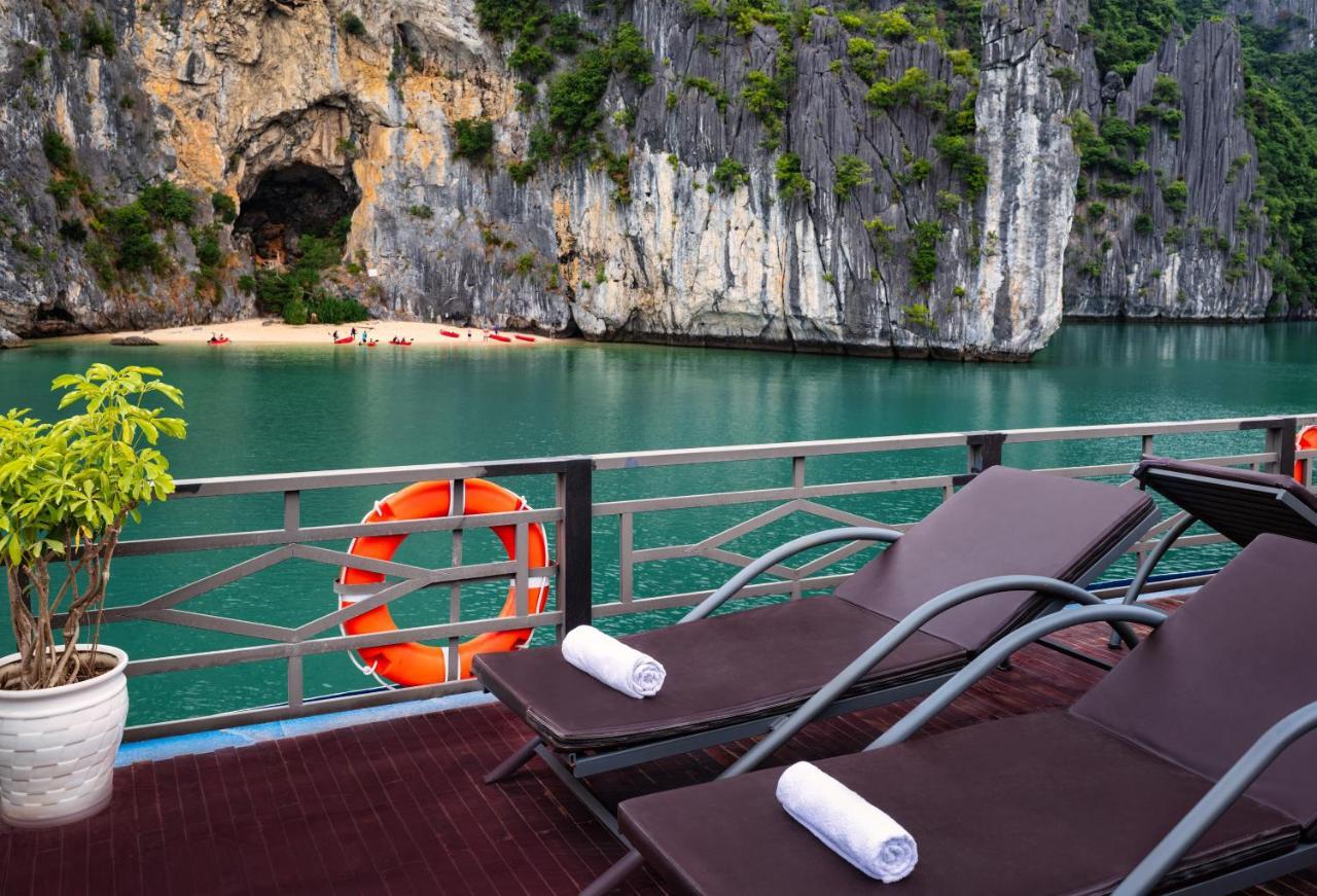 La Pandora Boutique Cruises Hotel Ha Long Exterior photo