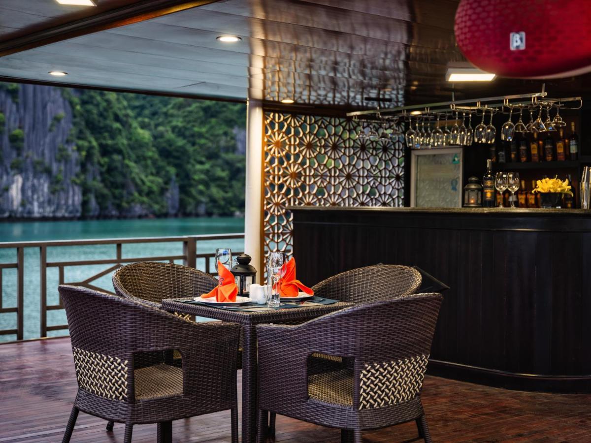 La Pandora Boutique Cruises Hotel Ha Long Exterior photo